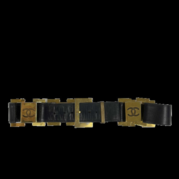 CHANEL - Vintage 1980's Black Leather and Gold Buckle CC Link Belt - 75 / 30 - Picture 5 of 12